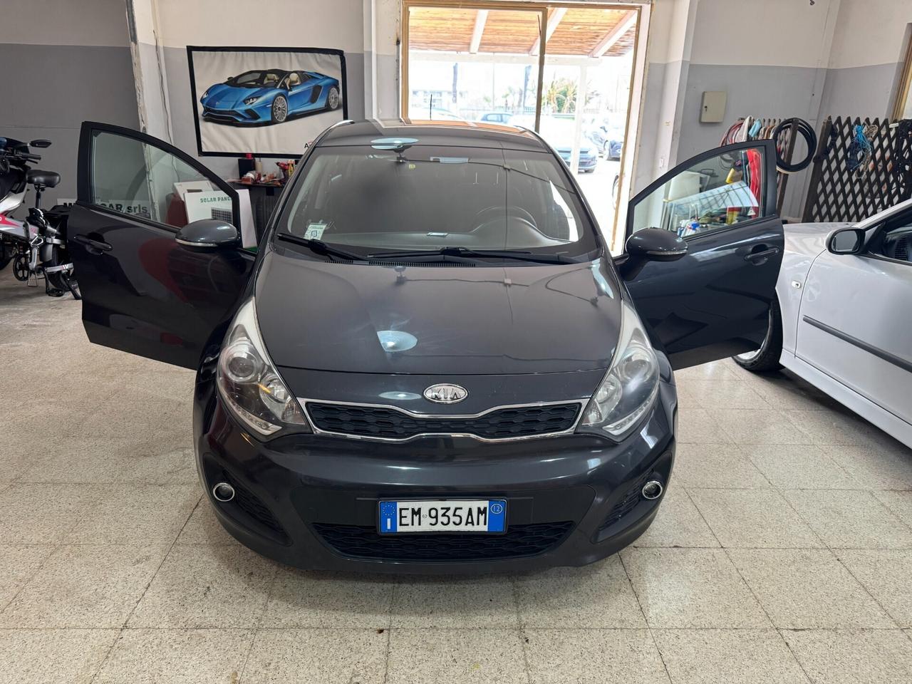 Kia Rio 1.4 CRDi 90 cv. EX PLUS OK NEOPATENTATI
