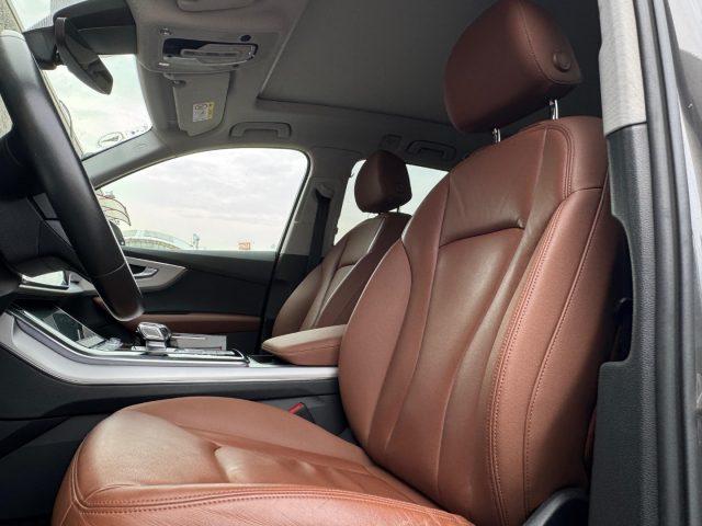 AUDI Q7 55TFSIe Business, Tetto, Pelle,Plug-in,Unicoprop.