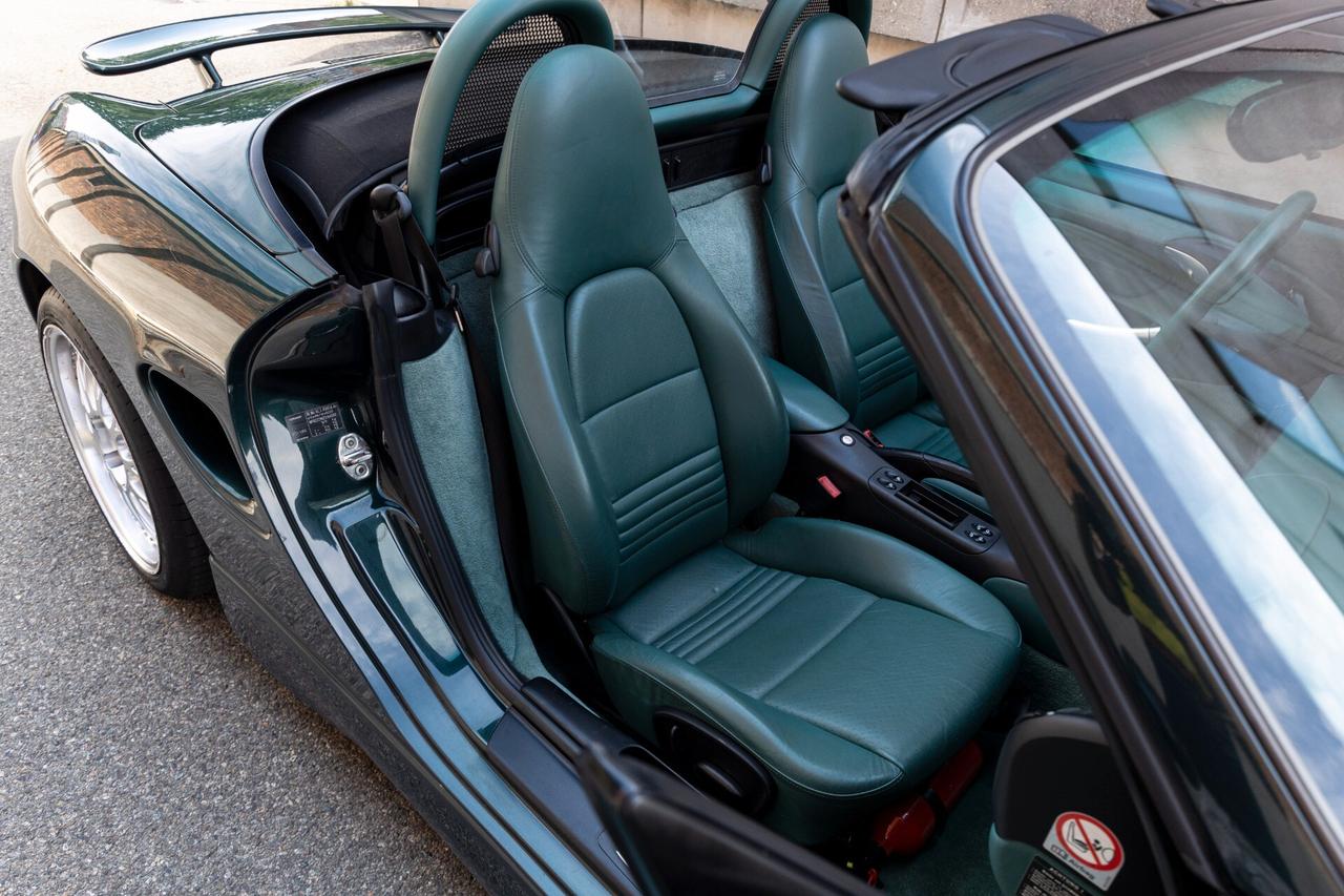 Porsche Boxster 3.2i 24V cat S