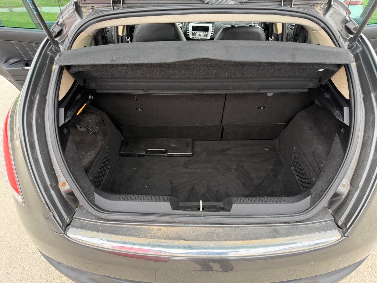 Lancia Delta 1.6 MJT 120 CV DIESEL