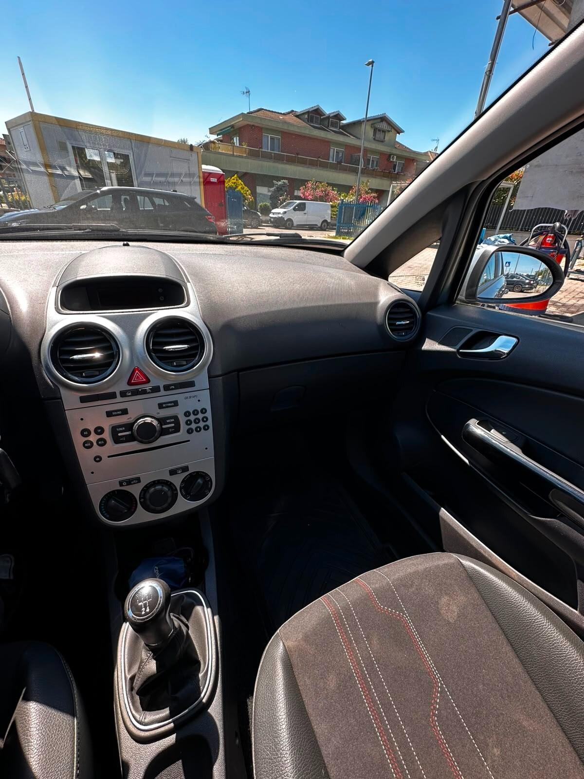 Opel Corsa 1.2 85CV 5 porte GPL-TECH Edition