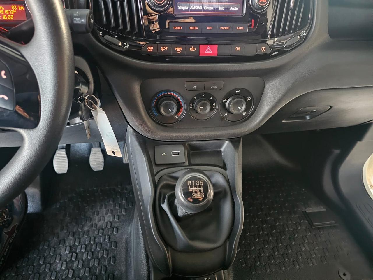 FIAT DOBLO' 1.6 MJT 120CV 3 POSTI 2021