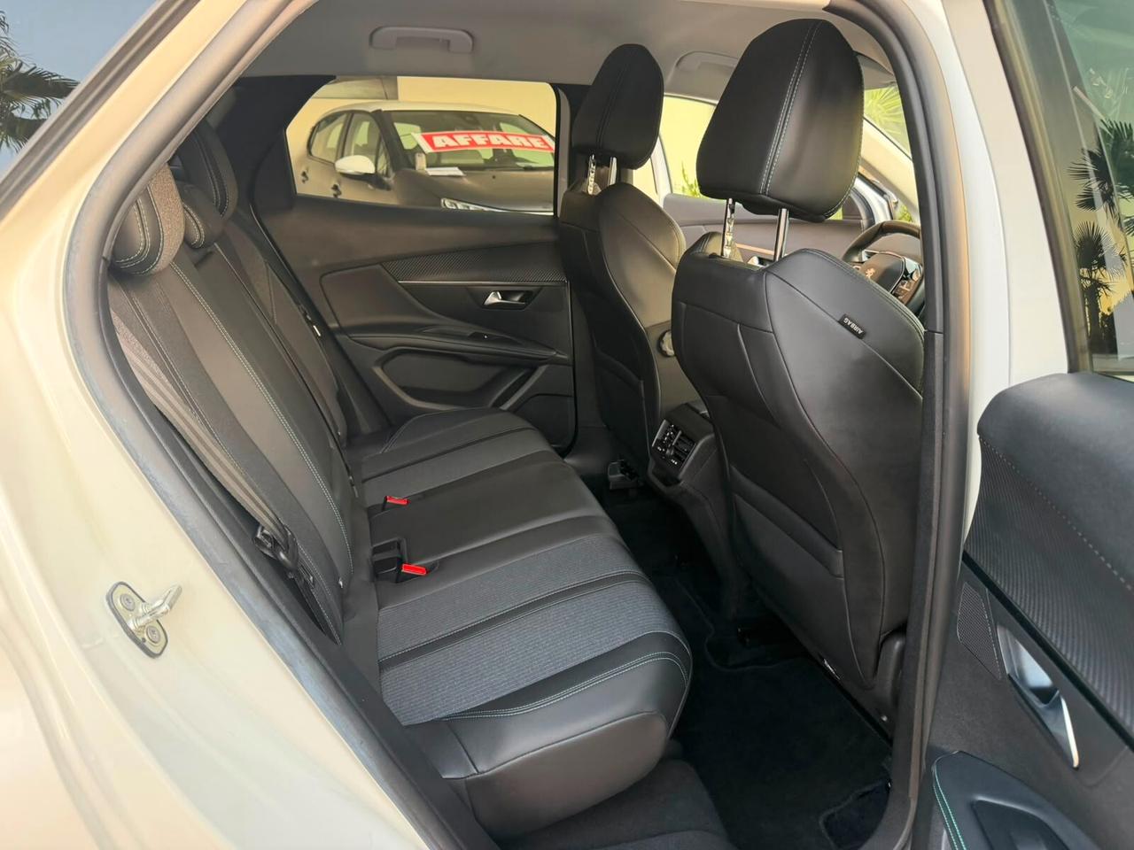 Peugeot 3008 BlueHDi 130 S&S EAT8 Allure Pack