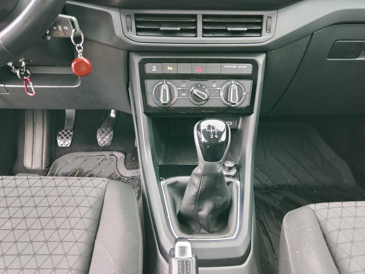 Volkswagen T-Cross 18 MILA KM!