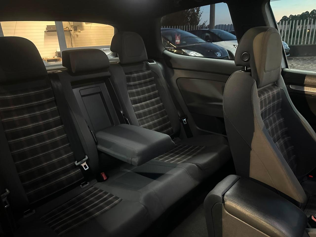 Volkswagen Golf GTI 2.0 DSG Edition preparata 400cv scarico maggiorato