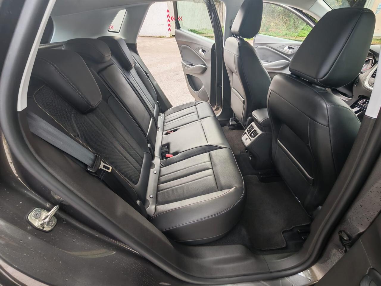 Opel Grandland X 1.6 phev Elegance awd auto