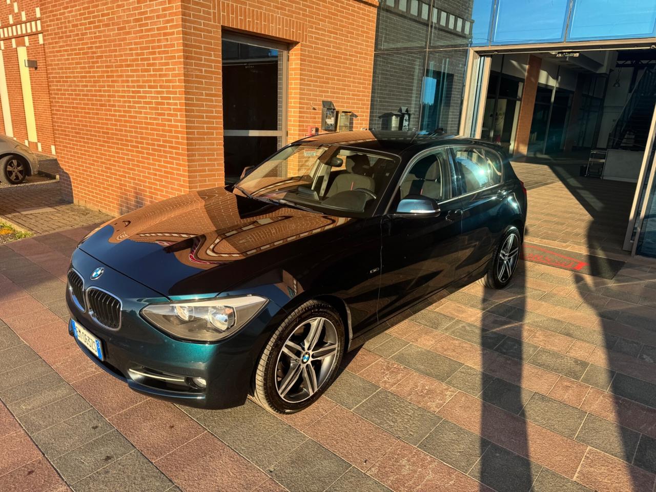 Bmw 120 120d 5p. M-Sport