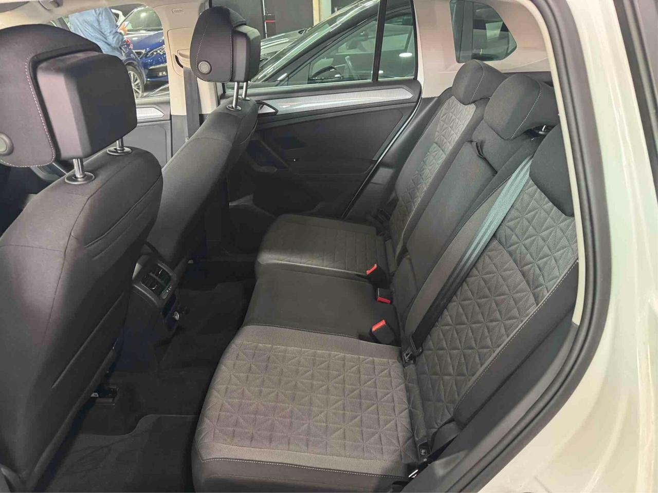 Volkswagen Tiguan Anno 12/2021 2.0 TDI 150 CV SCR DSG Elegance