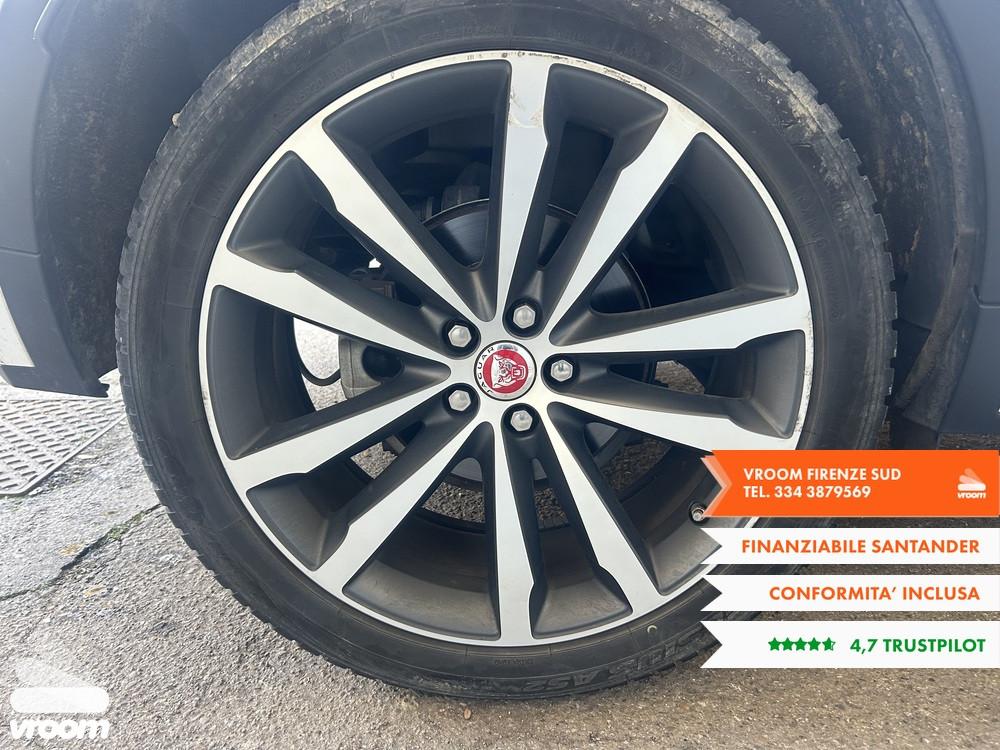 JAGUAR E-Pace (X540) E-Pace 2.0D 180 CV A...