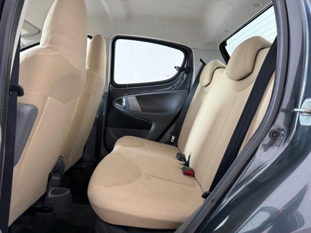 PEUGEOT 107 1.0 68CV 5p. Sweet Years 2Tronic