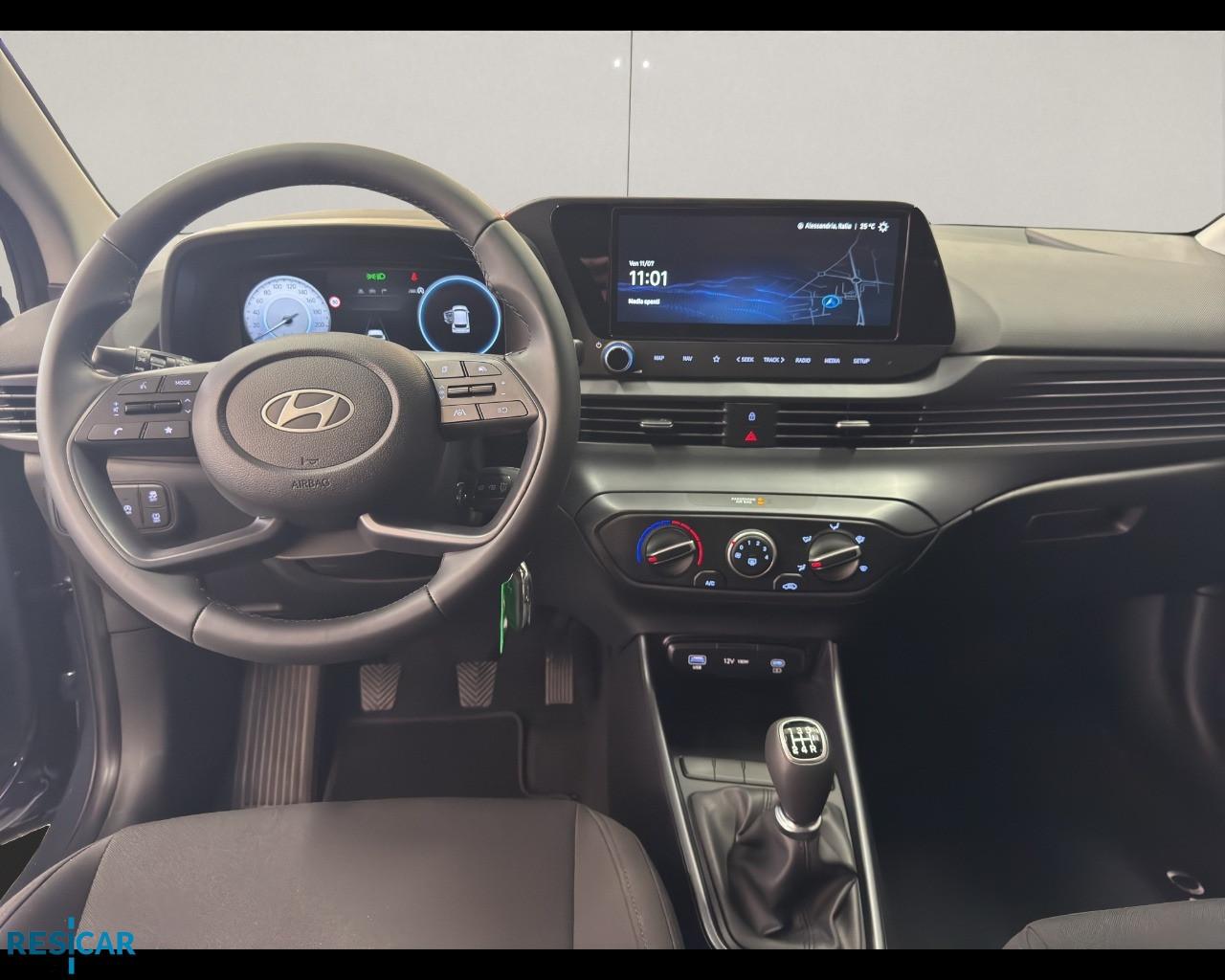HYUNDAI I20 PE MY25 1.2 MT CONNECTLINE
