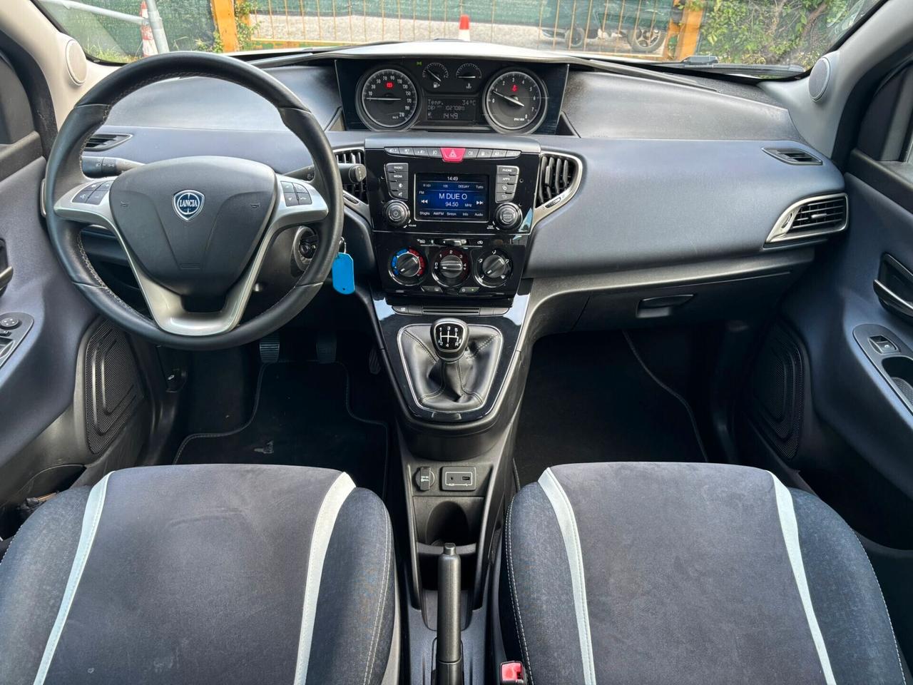 Lancia Ypsilon 1.2 69 CV 5 porte GPL Ecochic Mya OK Neopatentati