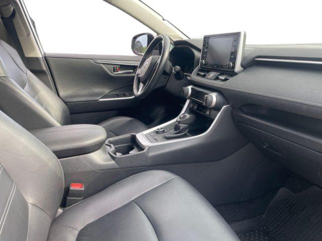 TOYOTA RAV 4 MY23 RAV4 2.5 HV (222CV) E-CVT AWD-i Lounge