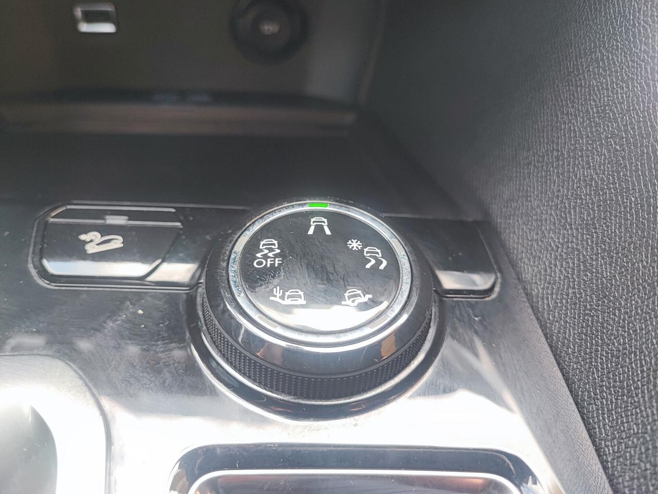 Peugeot 3008 BlueHDi 130 EAT8 GTLine-km75000-12/19