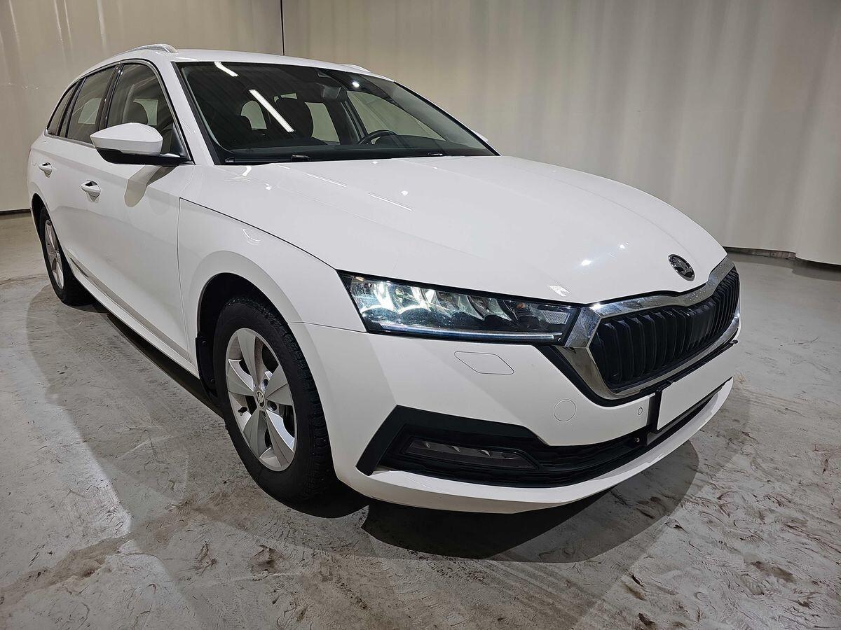 SKODA OCTAVIA 1.5 e-TEC DSG Wagon (IVA DEDUCIBILE)