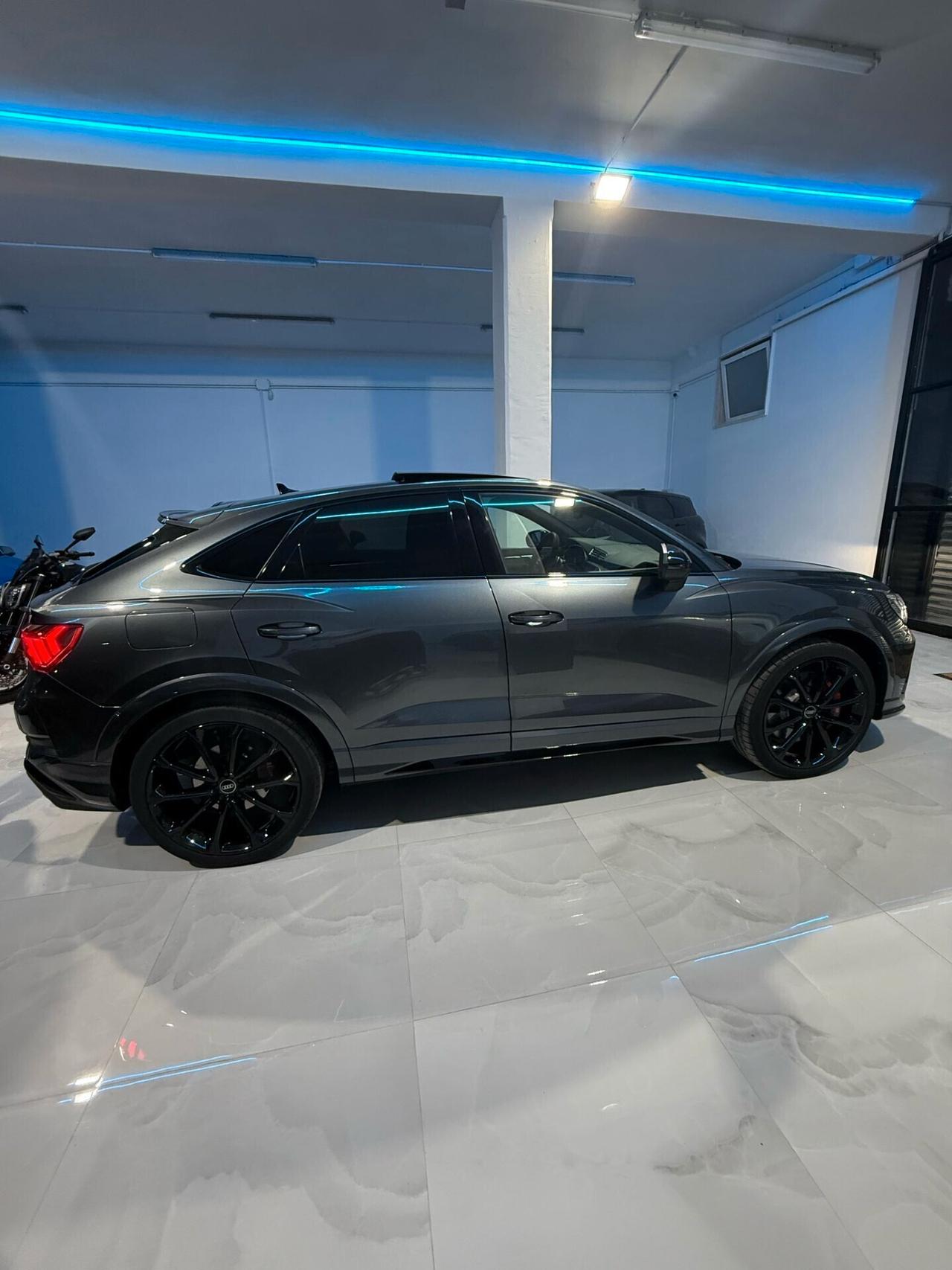 Audi Q3 RS Q3 SPB quattro S tronic