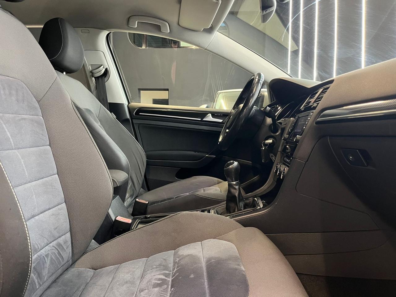 Volkswagen Golf 1.6 TDI 5p. Highline BlueMotion Technology OK NEOPATENTATI