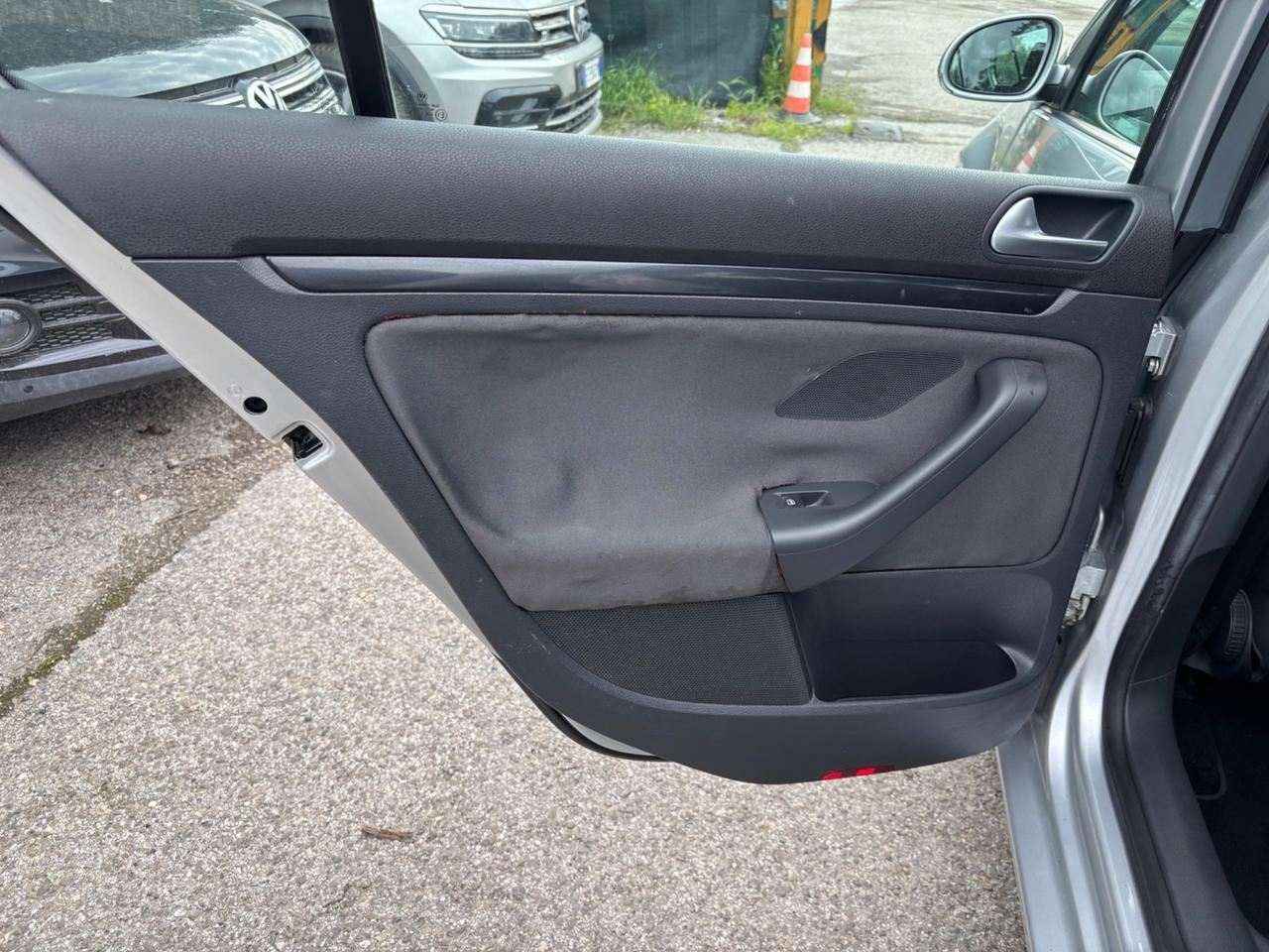 Volkswagen Golf 1.4 TSI 5p. DSG Comfortline