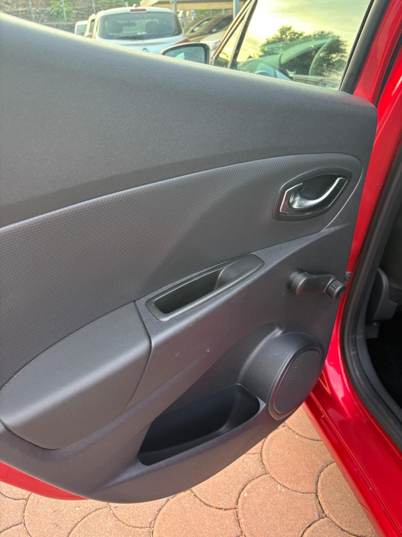 Renault Clio dCi 8V 75CV Start&Stop 5 porte Energy Zen