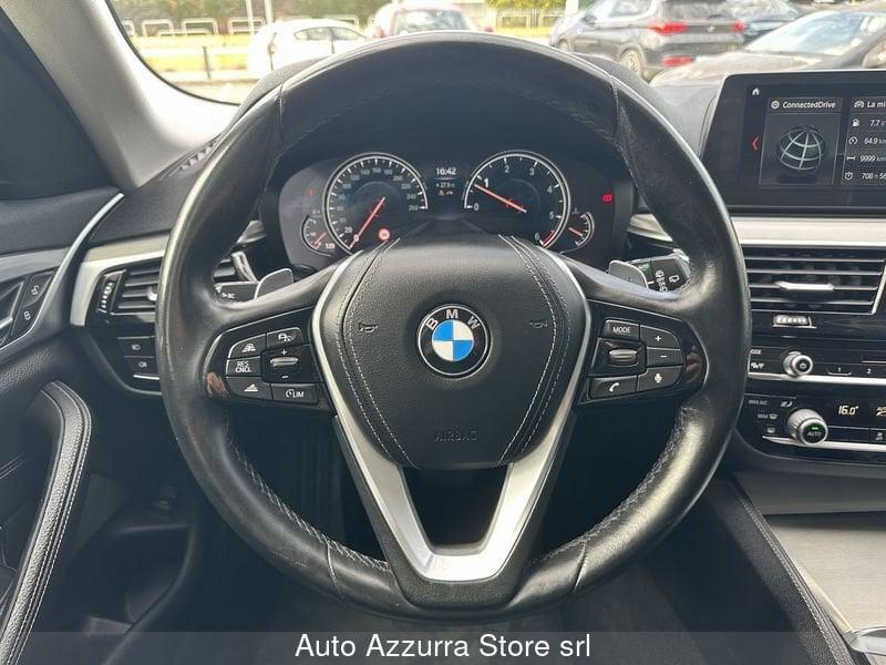 BMW Serie 5 530d Touring Luxury *PACCHETTO LUCI, TAGLIANDI BMW, PROMO AZZURRA*