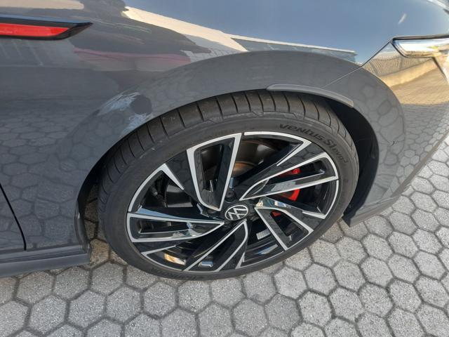 VOLKSWAGEN Golf 2.0 TSI GTI DSG