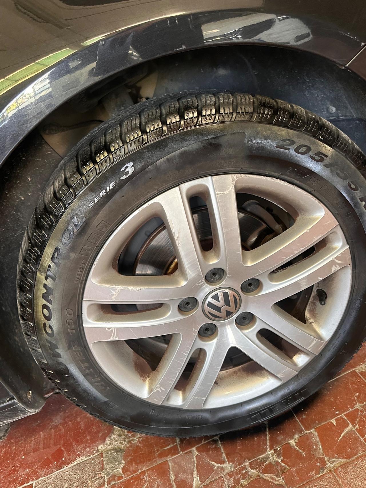 Volkswagen Golf 1.9 TDI DPF 5p. GT Sport