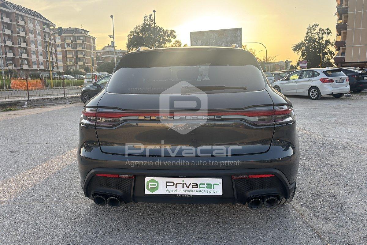 PORSCHE Macan 2.0 T
