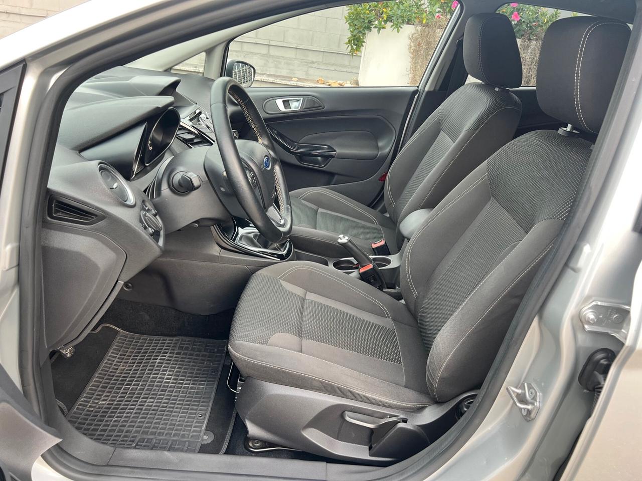 Ford Fiesta 1.5 5pt 1.5 tdci 75cv Titanium E6 NAVI/PDC/CLIMA PERF.