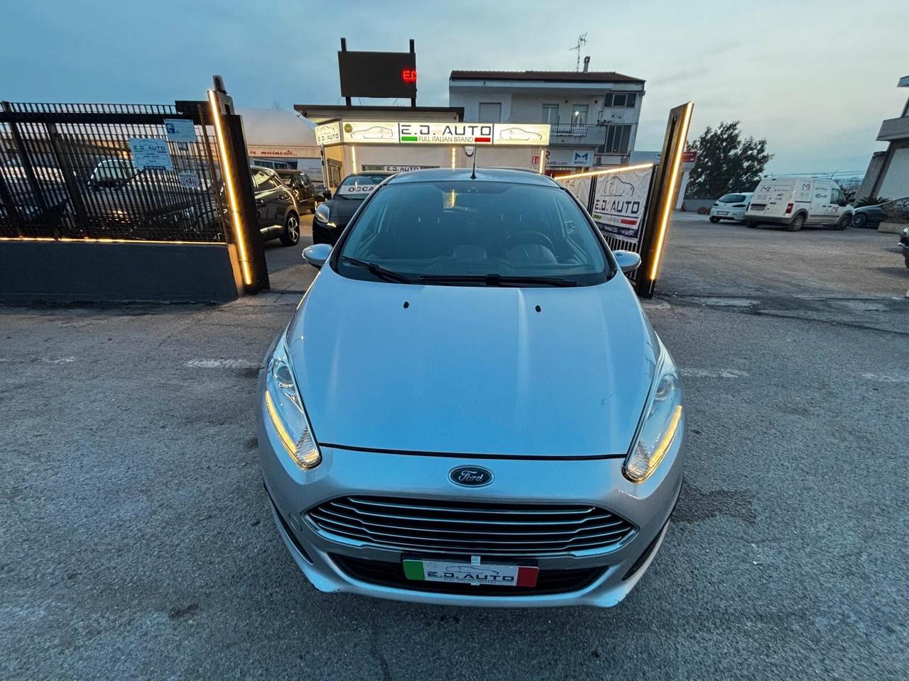 Ford Fiesta 1.5 TDCi 75CV 5 porte Titanium