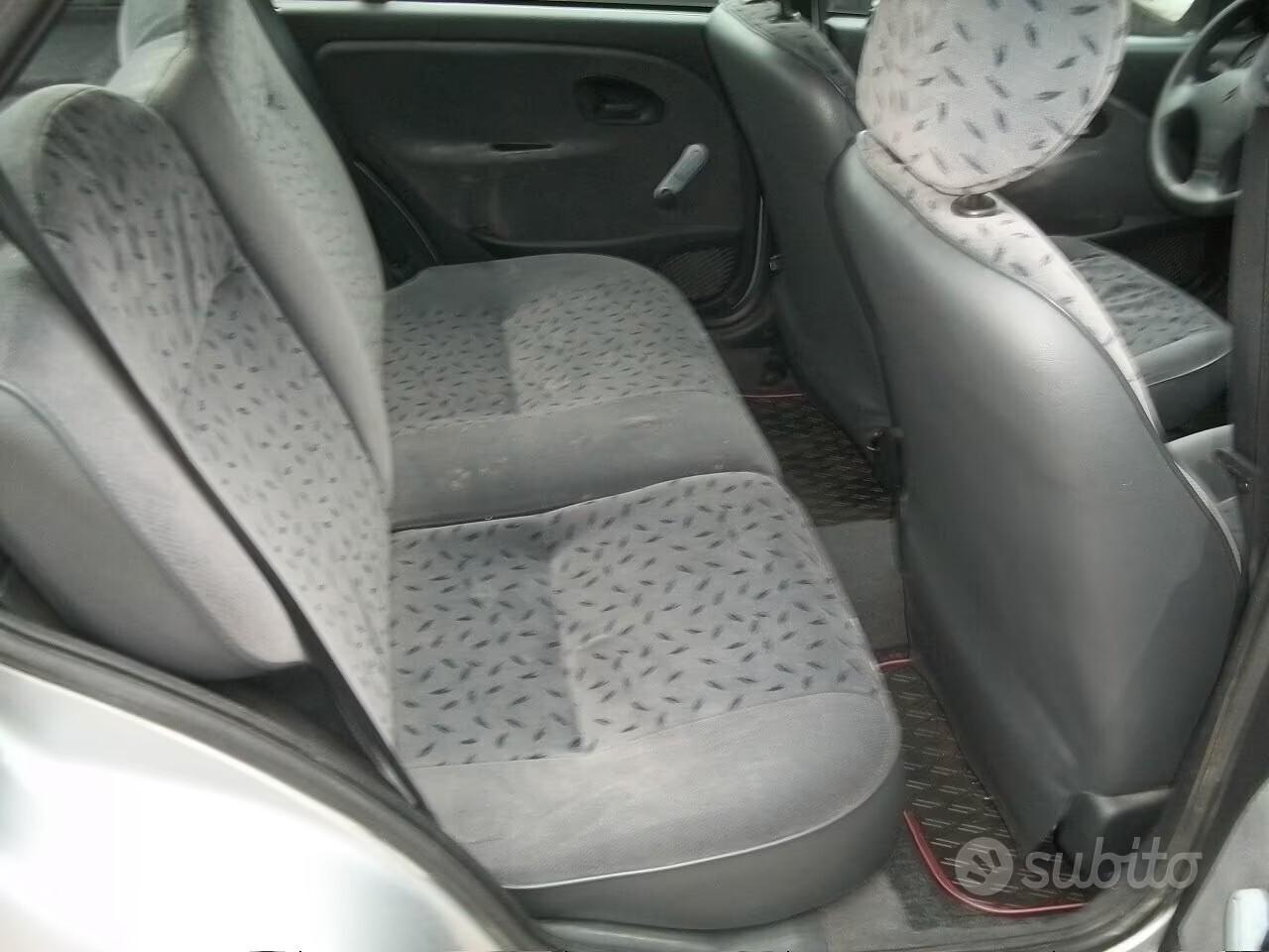 Citroen SAXO 1.1i benzina cat 5 porte SX ok neo patentati