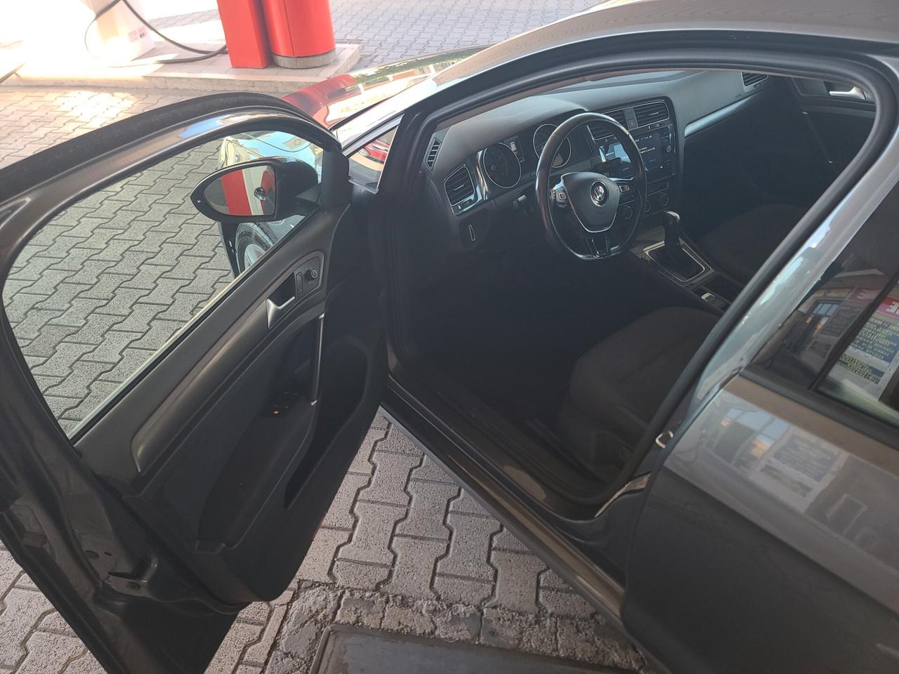 Volkswagen Golf 1.5 TGI DSG BlueMotion 2020 promo