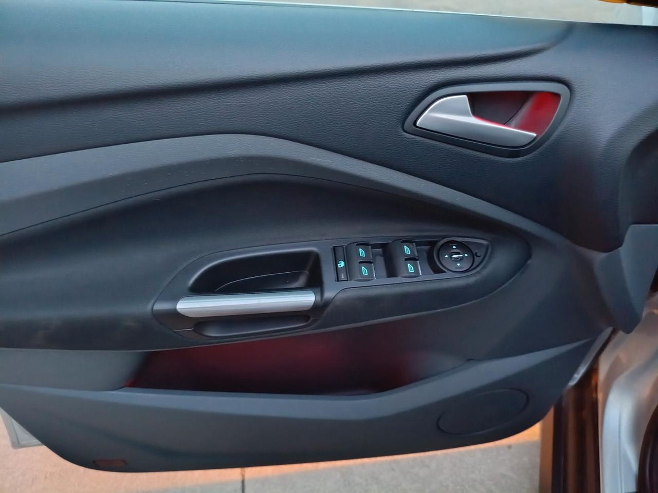 Ford C-Max 1.6 TDCi 115CV Titanium