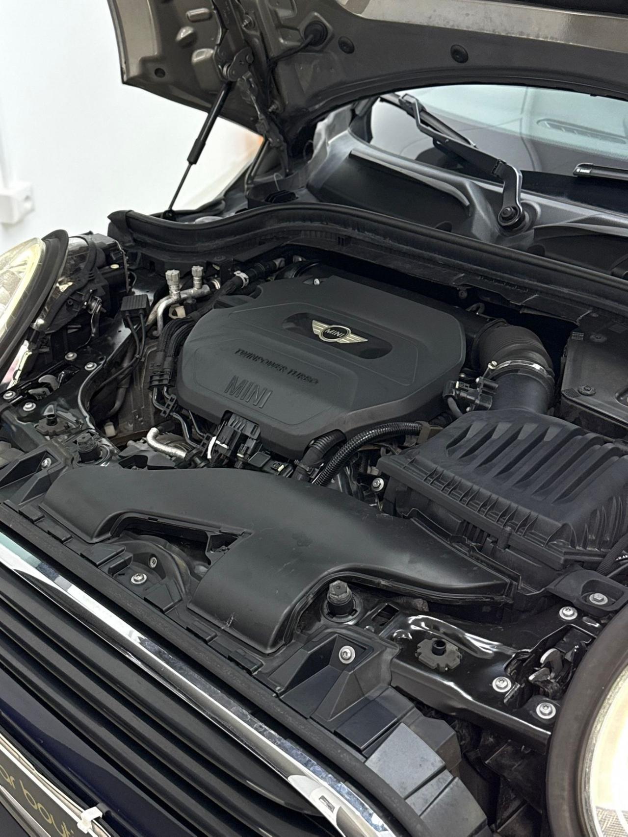 Mini Cooper D 1.5 116cv