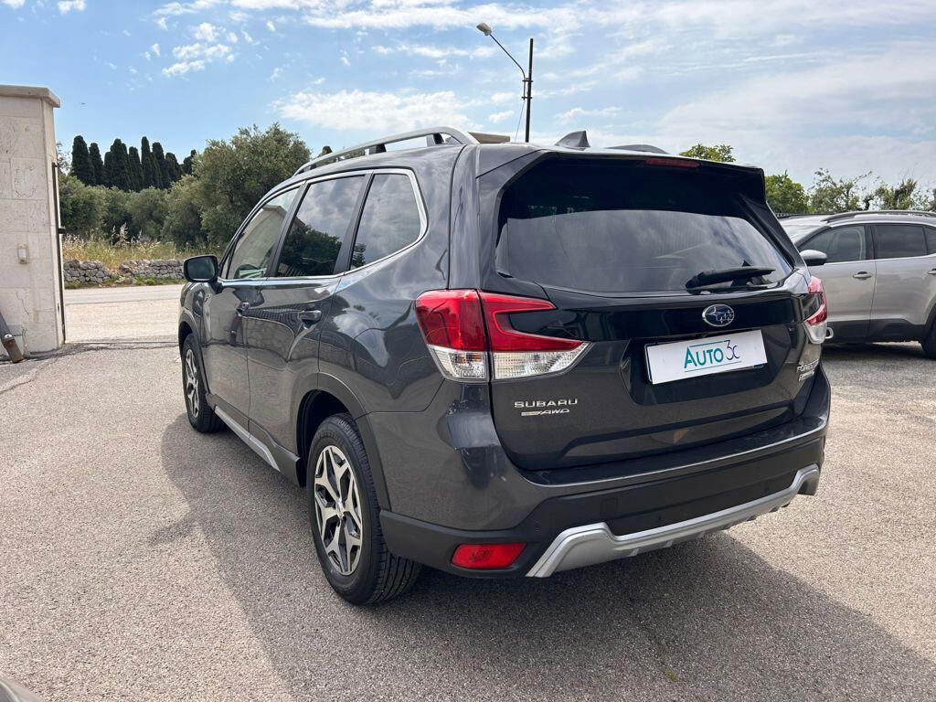 Subaru Forester 2.0 e-Boxer Lineartronic Style