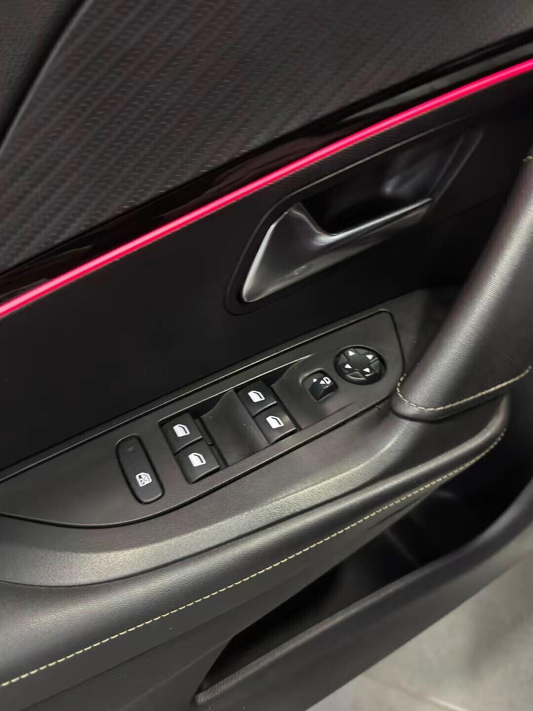 Peugeot 2008 PureTech 130 S&S EAT8 GT Line