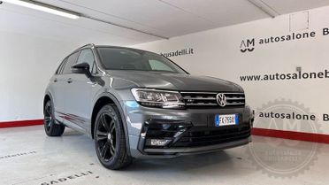 Volkswagen Tiguan 2.0 TDI SCR DSG 4MOTION Style BlueMotion Tech. R-LINE