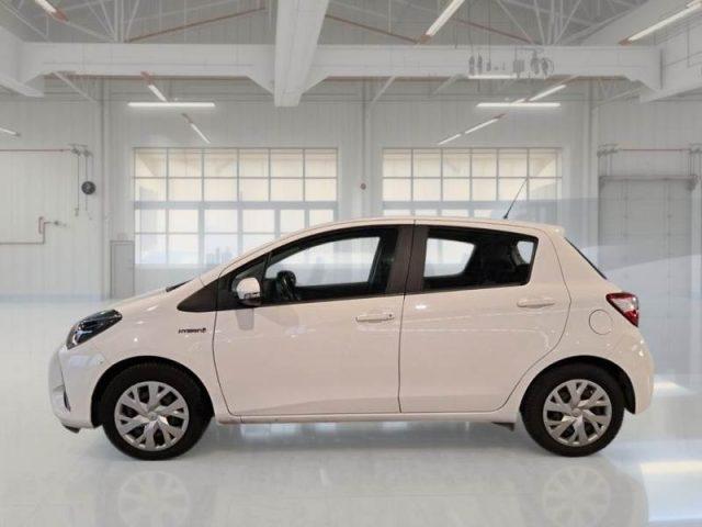 TOYOTA Yaris 1.5 Hybrid 5 porte Business