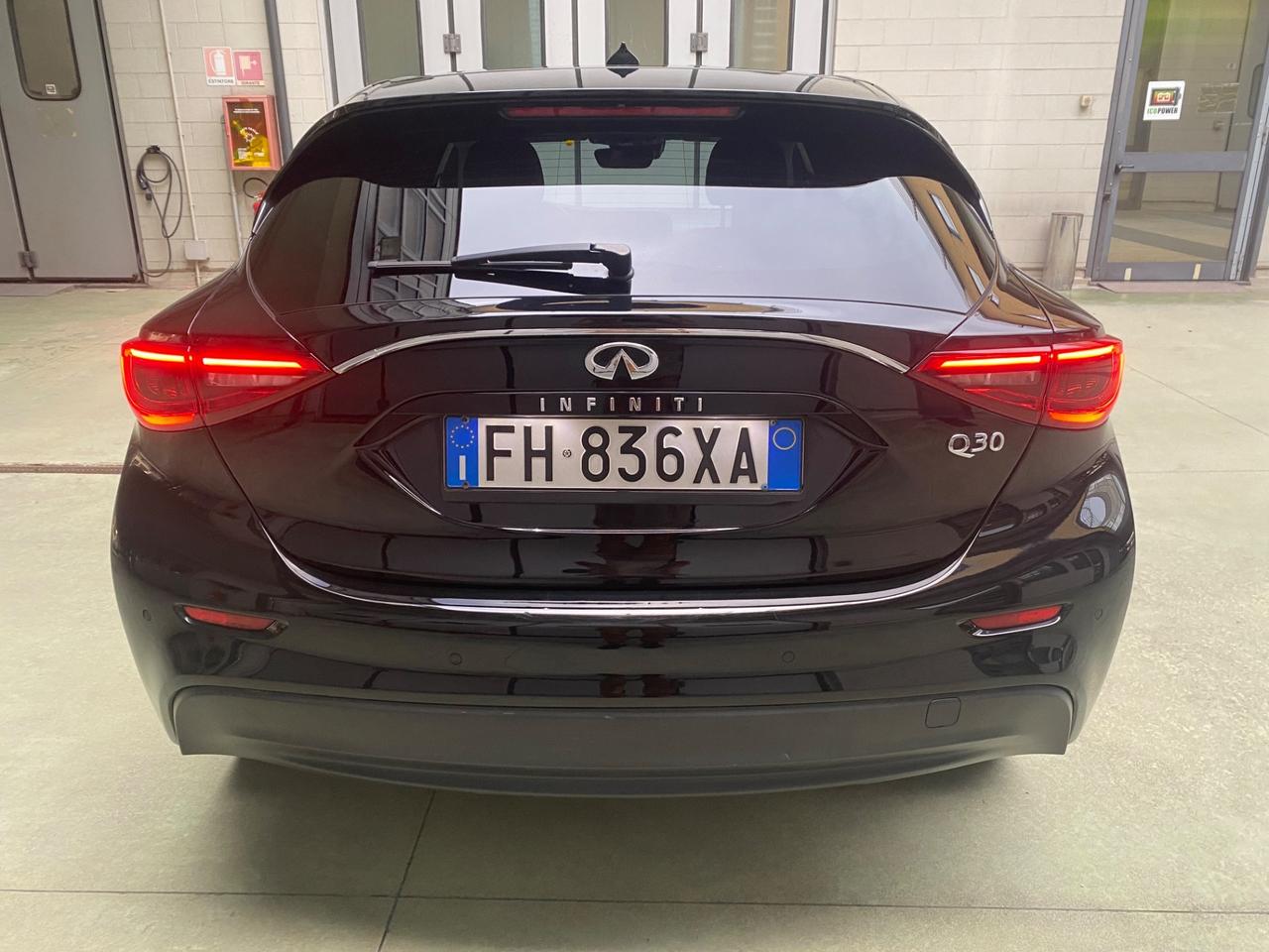 Infiniti Q30 1.5 diesel Premium Tech