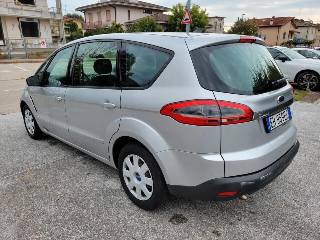 Ford S-Max 2.0 TDCi 163CV Titanium 5 posti