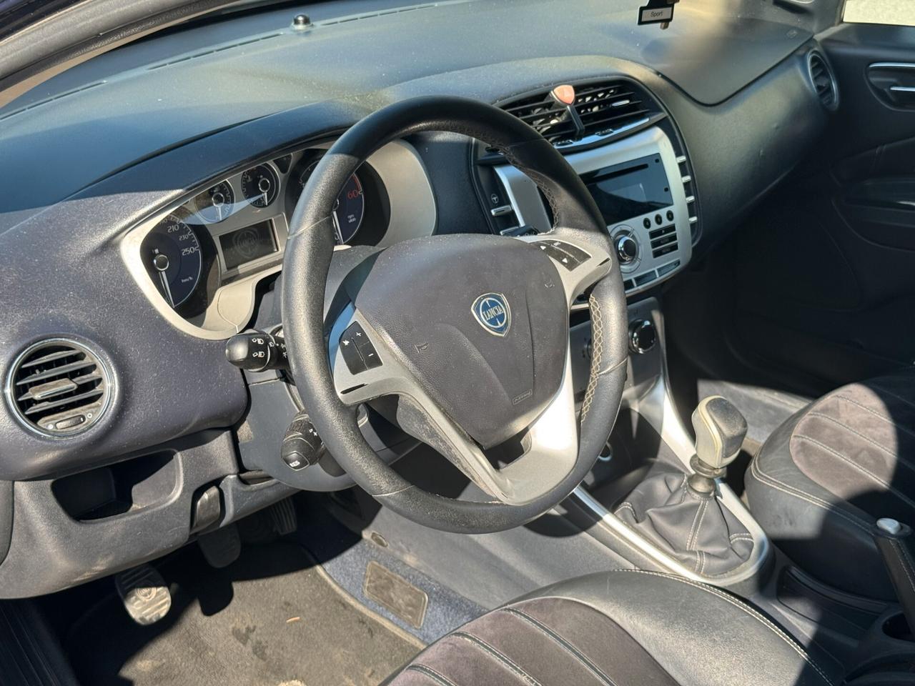 Lancia Delta 2.0 MJT DPF Platinum