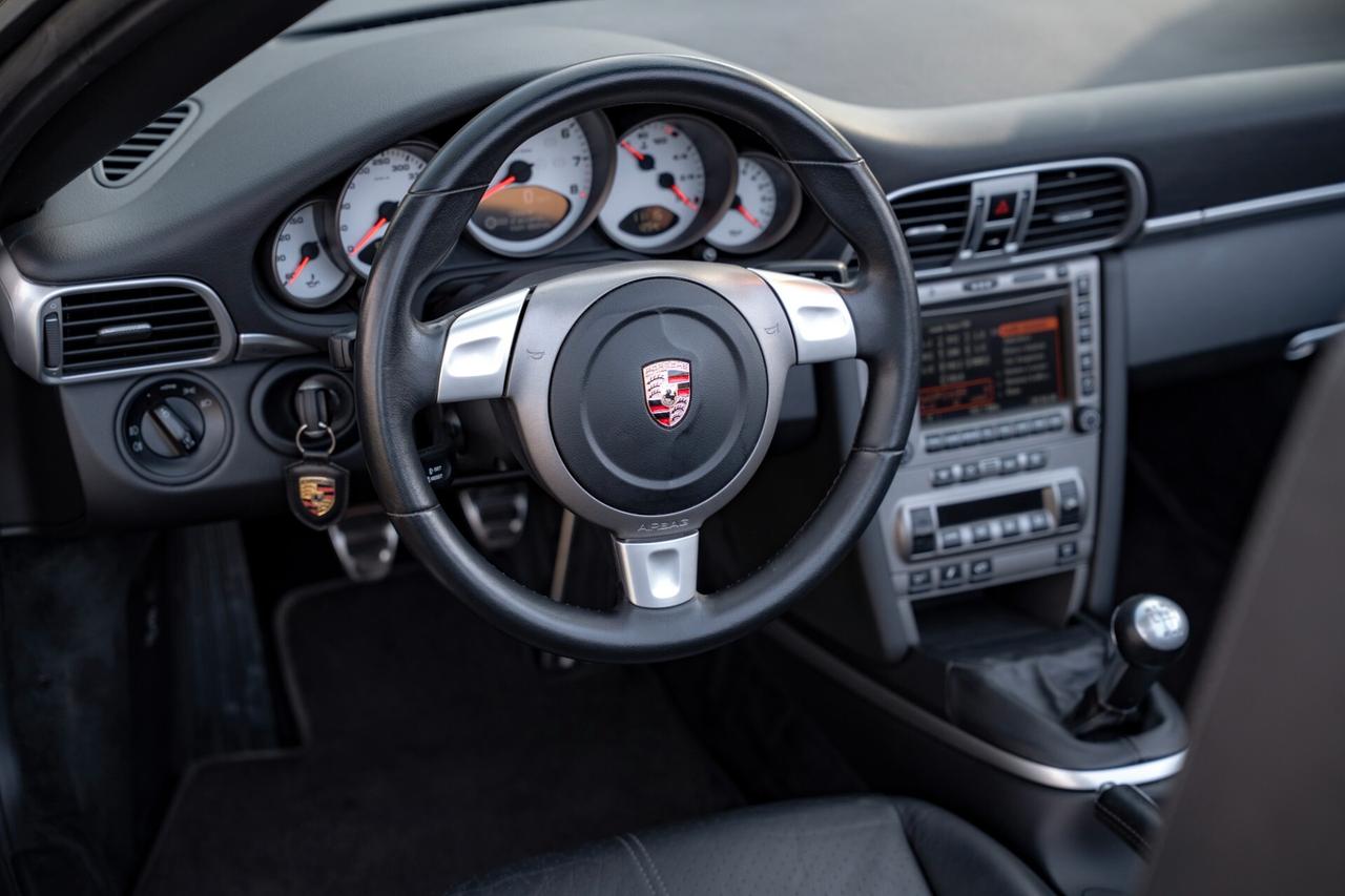 Porsche 911 Carrera S Cabriolet