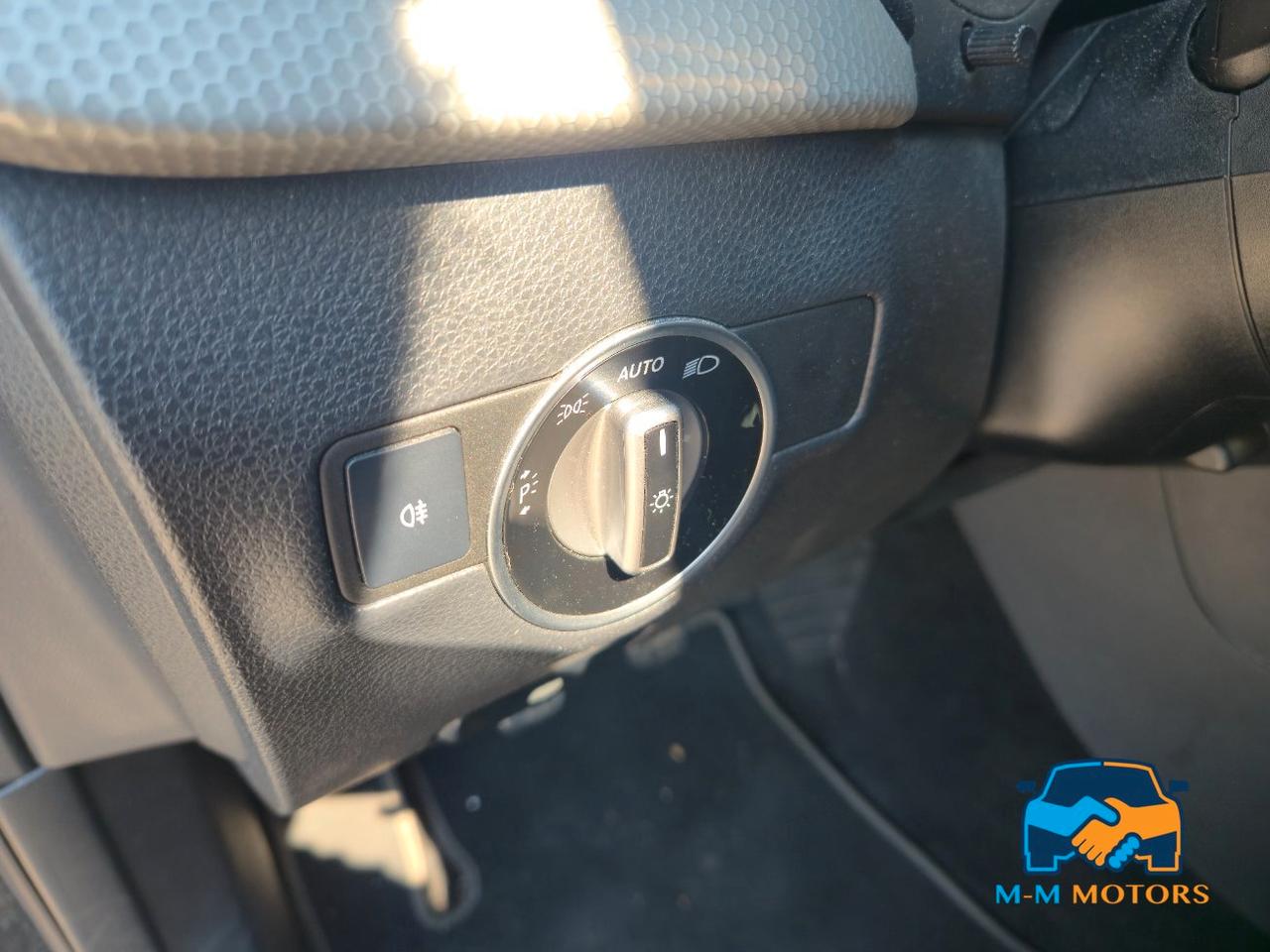Mercedes B 180 Premium
