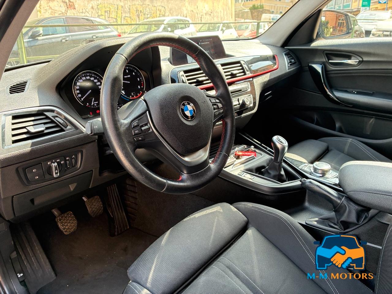 BMW 118 d Sport 5p my18 150 cv