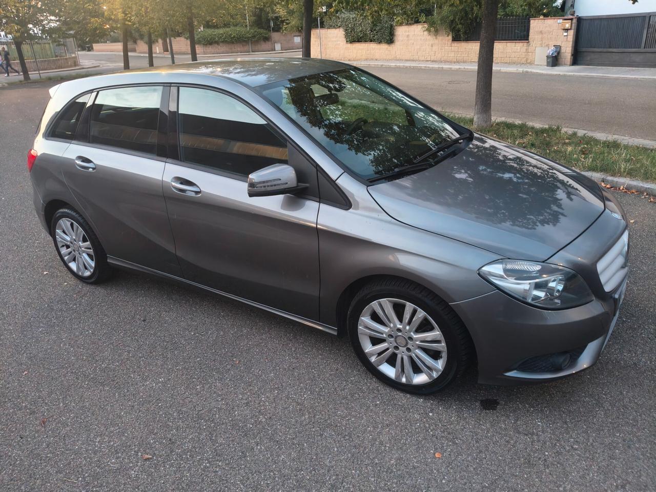 Mercedes B 180 CDI 14 SOLO 132.000 KM