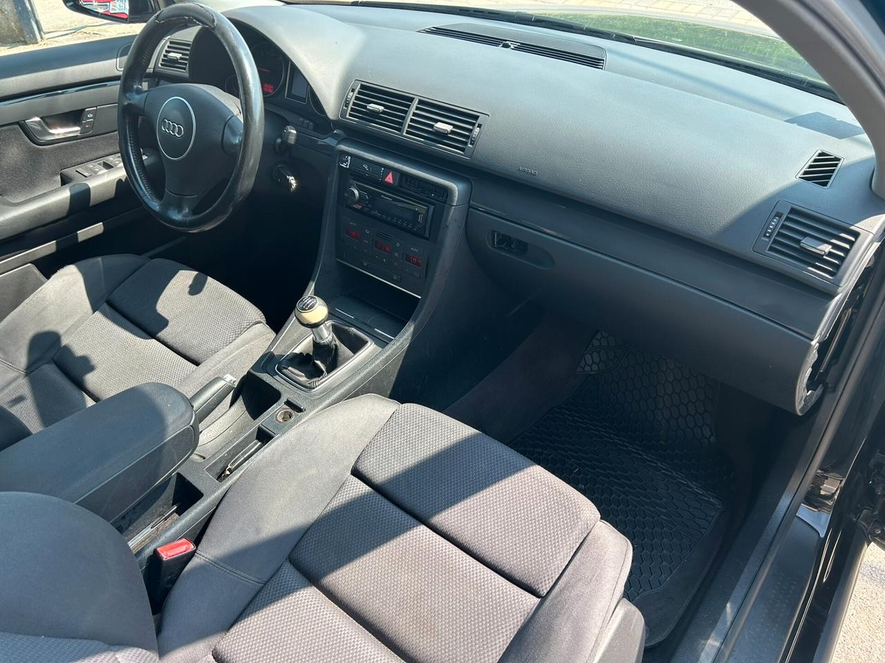 AUDI A4 AVANT 1.9 TDI 130CV - PER EXPORT