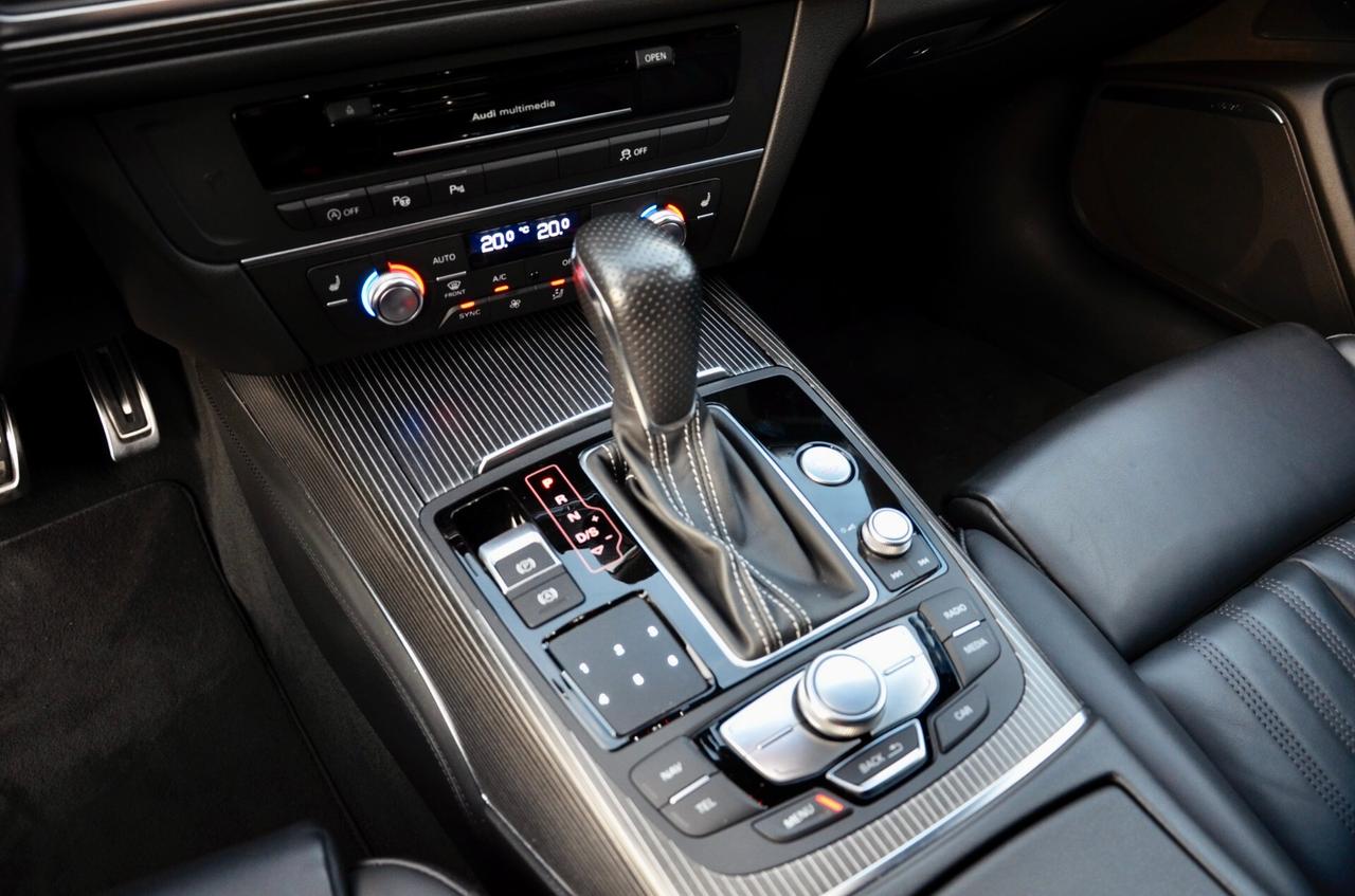 AUDI A6 3.0 TDI V6 S-LINE INT+EXT QUATTRO 218cv S-TRONIC, ECCELLENTI CONDIZIONI, BOLLO 7/26, HI-FI BOSE, SOSPENSIONI PNEUMATICHE, FULL LED, RETROCAMERA, WINTER PACK, PELLE VALCONA, 20", PERMUTE