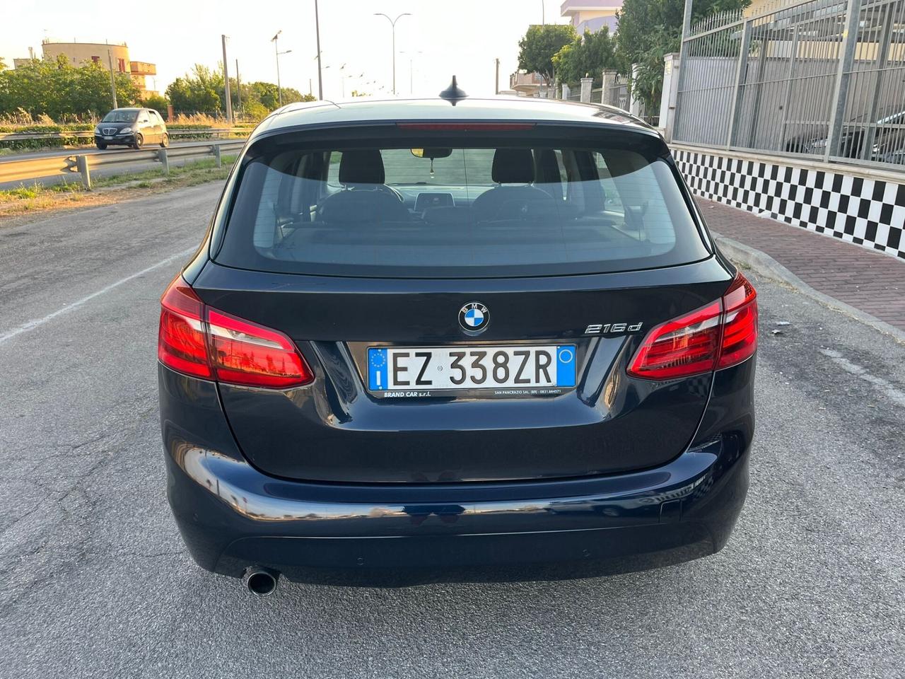 Bmw 2 Active Tourer 216d Advantage 2015