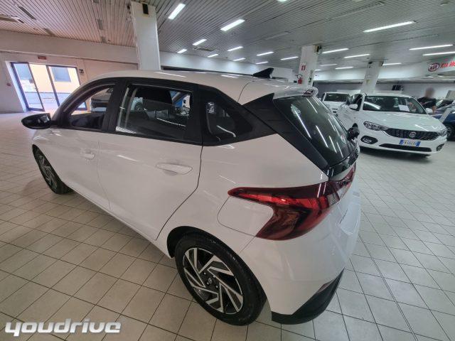 HYUNDAI i20 1.2 MPI MT GPL Connectline MY 25 KM0