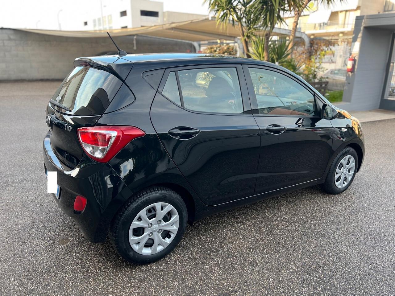 Hyundai i10 1.0 Benz. Comfort CLIMA/PDC/TEL. PERFETTA