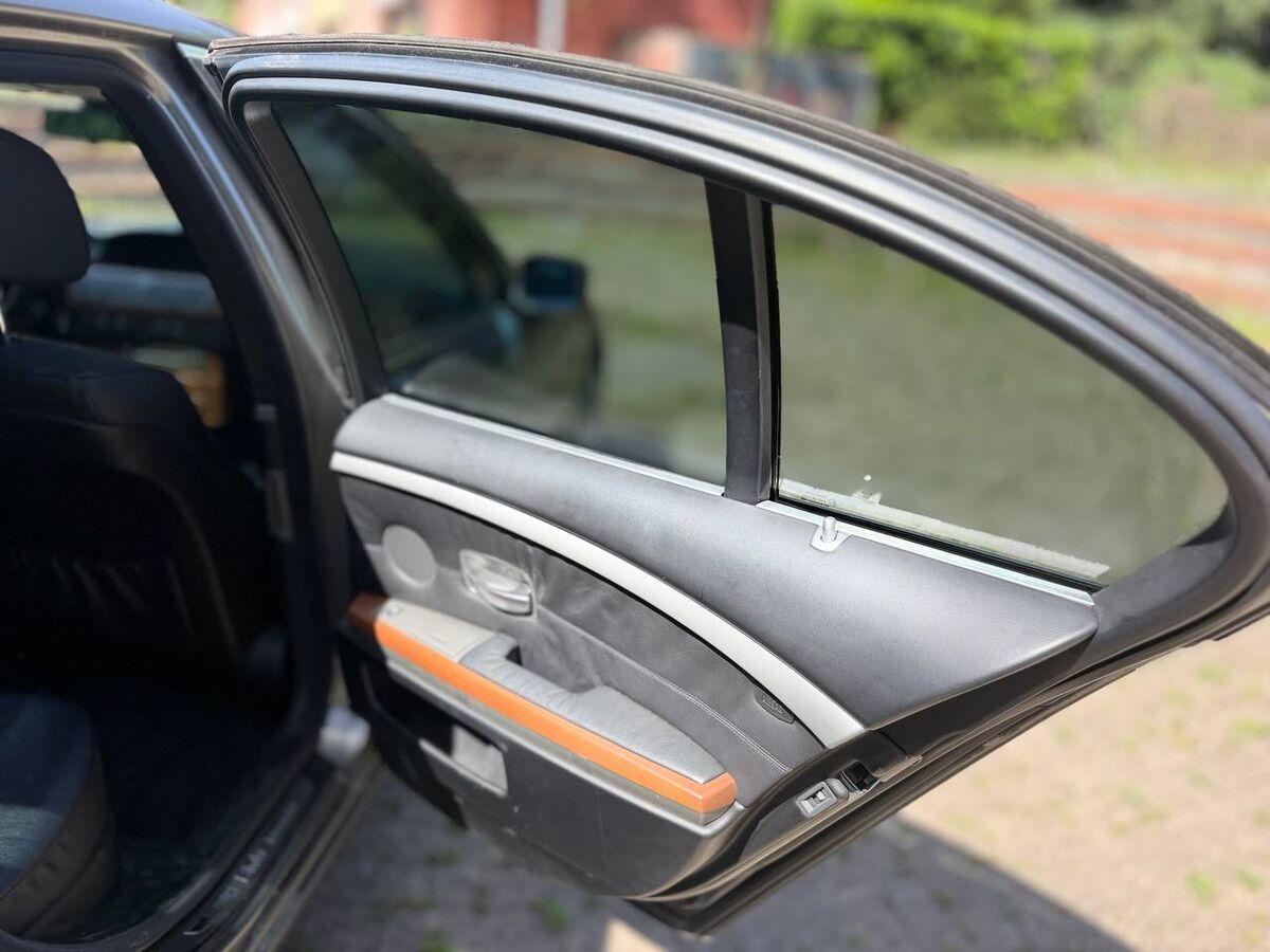 BMW Serie 7 E 65-66 745i